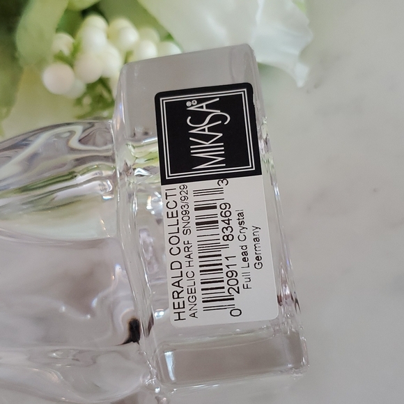 Vintage Mikasa Crystal Angel with Harp - Picture 5 of 5